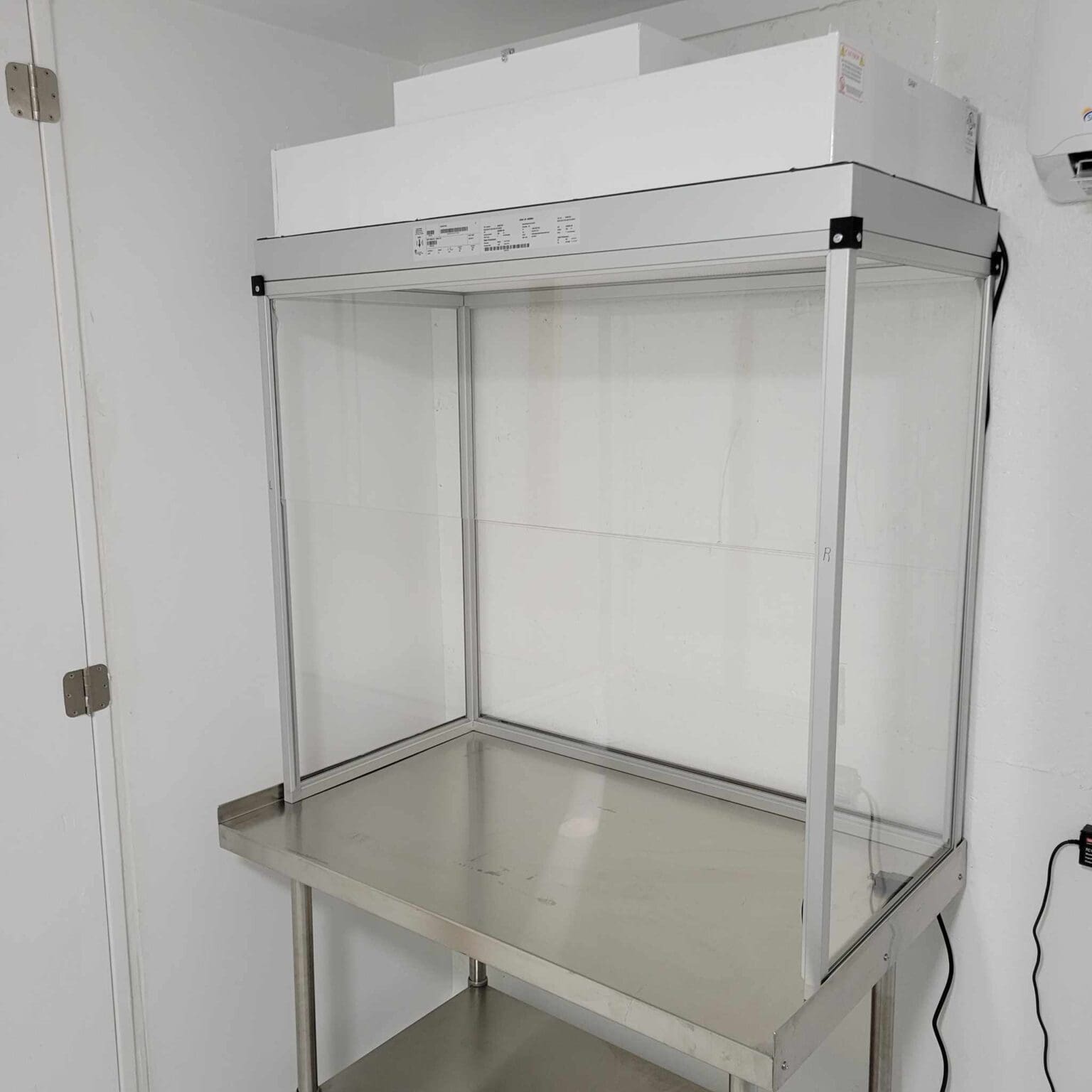 Vertical Flow Cabinet for 2x4 ft Flowhood - Myers Mushrooms